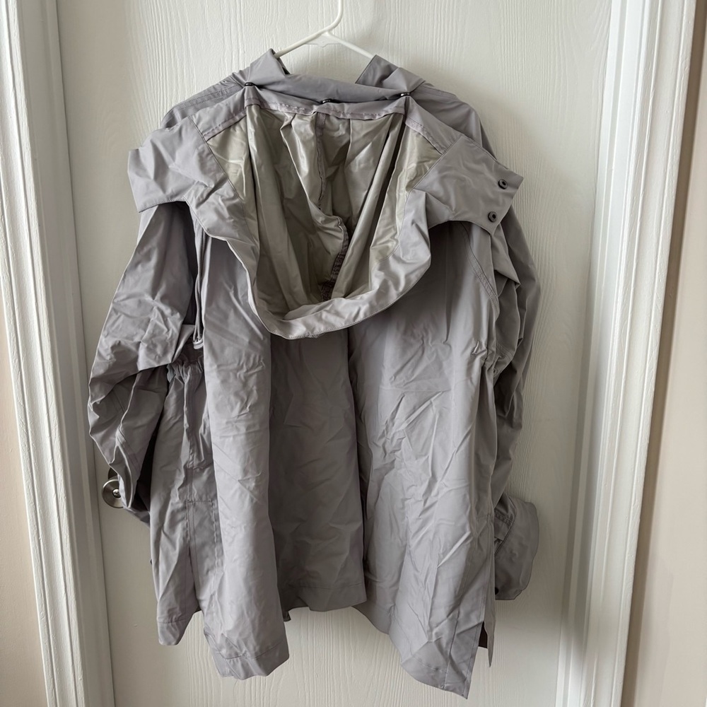 Fabletics Rain Jacket/Wind Breaker - image 5